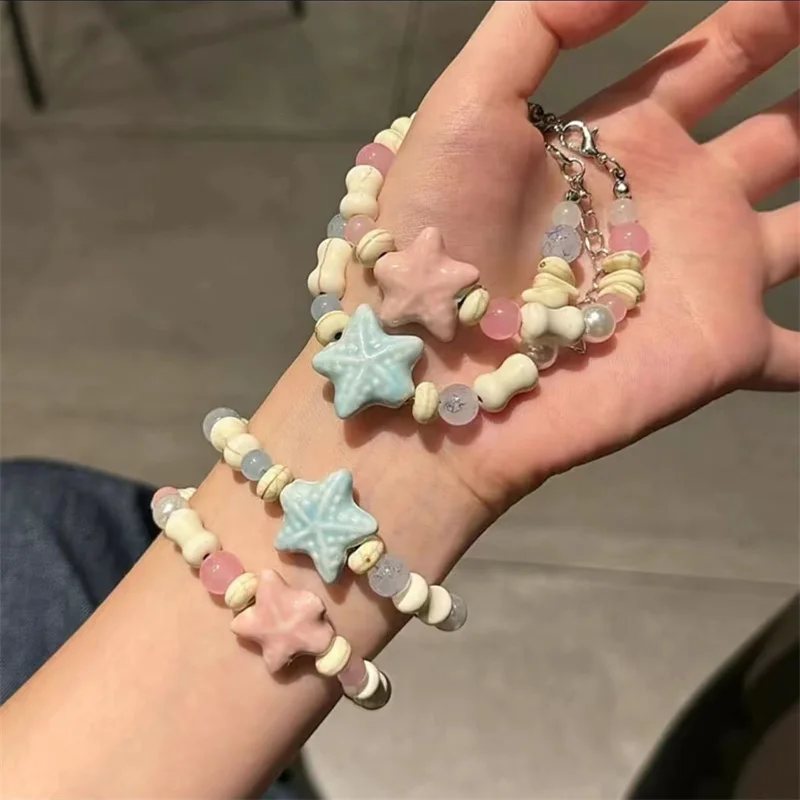 Koreanische süße Keramik-Seestern-Armbänder für Frauen und Mädchen, handgefertigt, rosa, blau, Perlenarmband, ästhetischer Y2K-Schmuck, Freundschaftsgeschenk