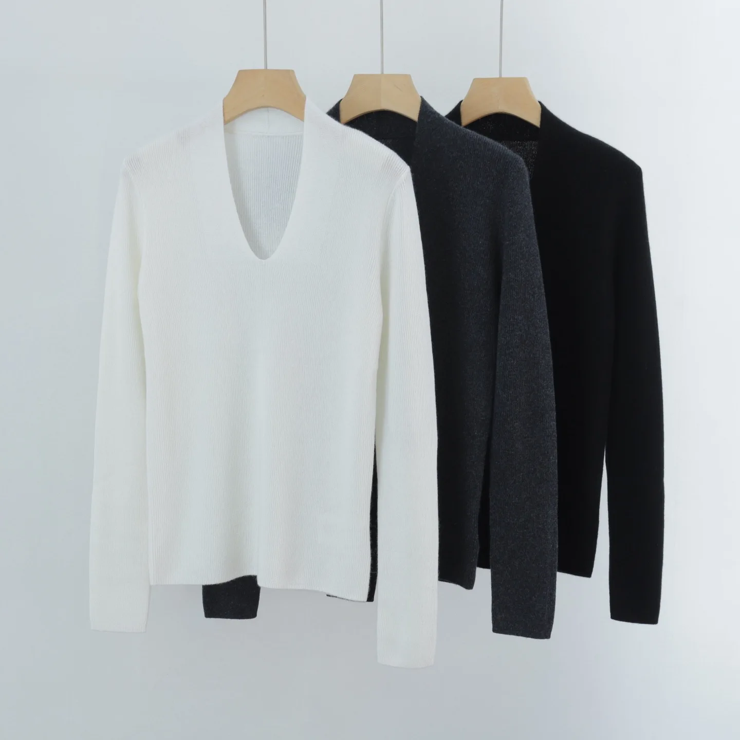 

Мягкий, приятный для кожи однотонный облегающий вязаный топ с V-образным вырезом, повседневный элегантный топ для женщин, удобный мягкий шерстяной топ