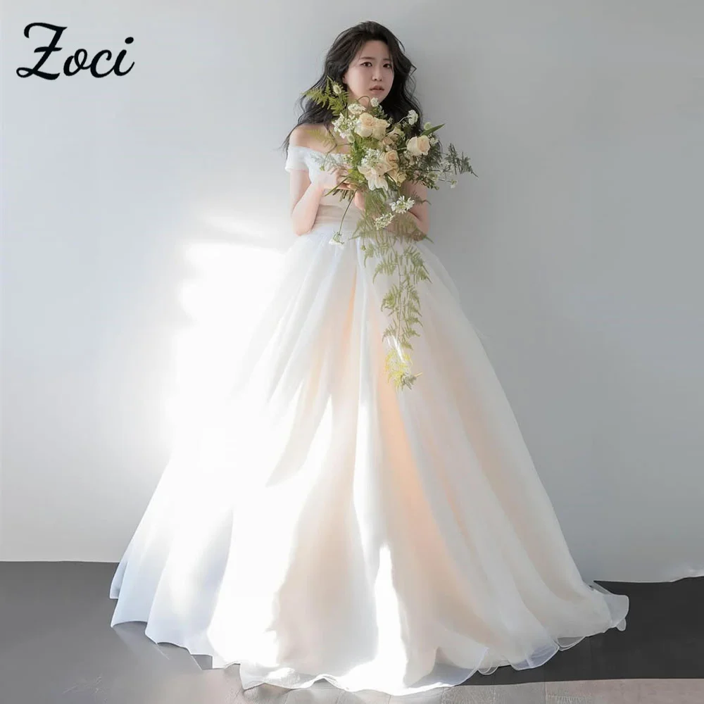 

Zoci Elegant Off Shoulder Korea Wedding Dresses Organza A Line Photos Shoot Dress Customized Draped Tulle Backless Bridal Gown