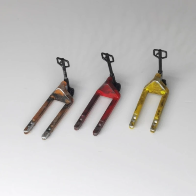 

1/64 Scale Garage Scene Accessoy Forklift Model Handmade Car Vehicle Repair Workshop Tools DIY Matching Toys Collection Display