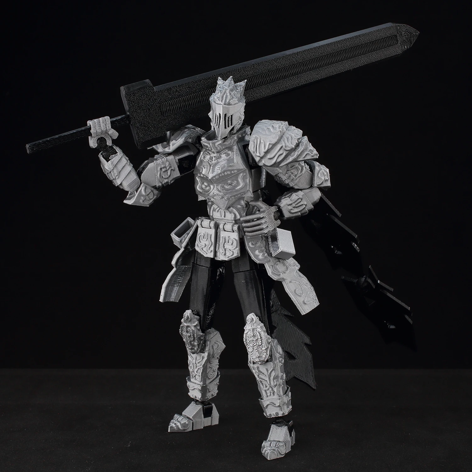 ​ 9L3D Lucky13 Silver Armor Knight Actionfigur Dummy13 mit TripleWeapon T13 Mehrgelenkiges 3D-gedrucktes Sammlerspielzeug Titan13 ​