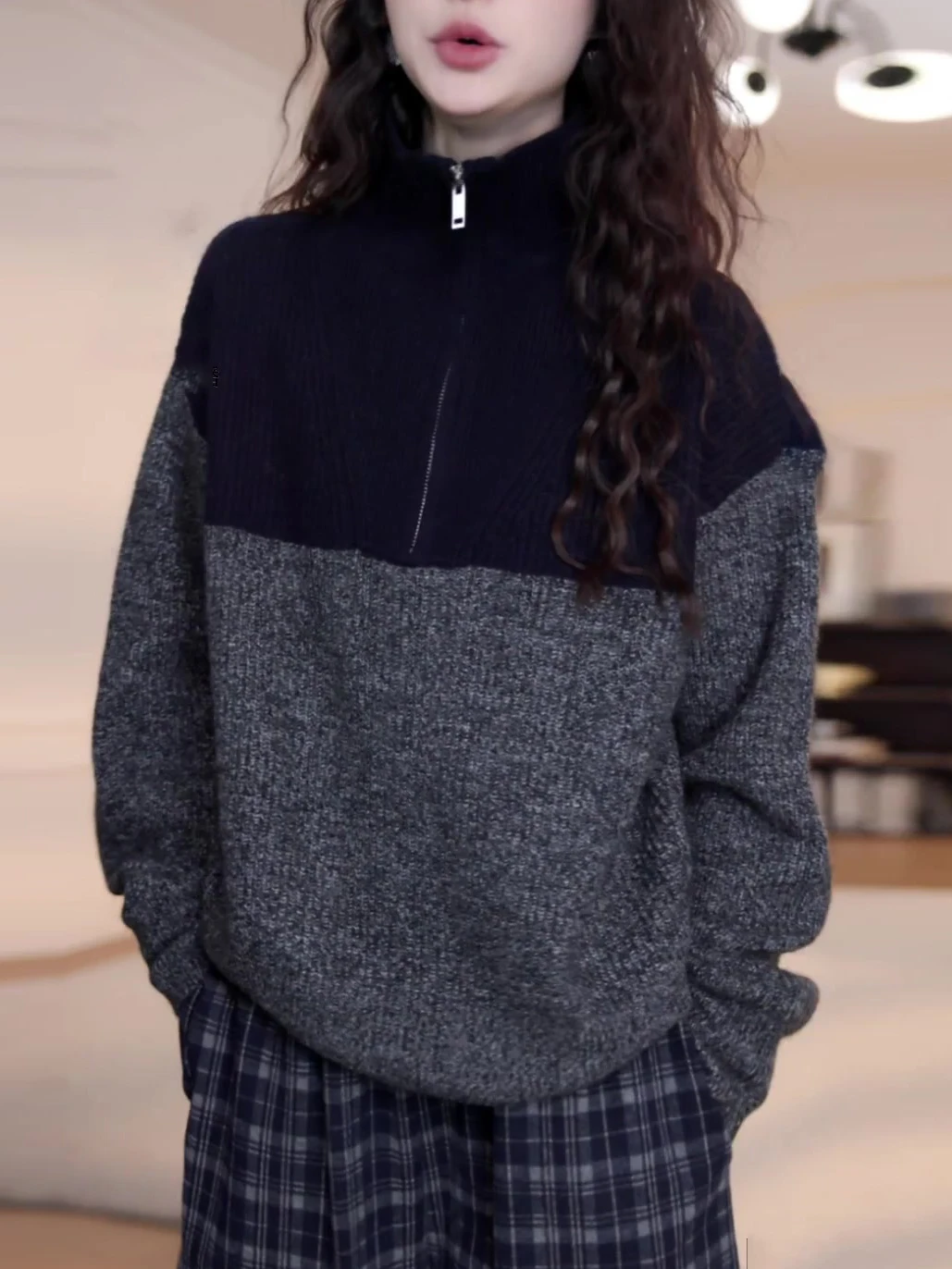 怠惰で高級感のあるセミジッパーのコントラストカシミヤセーター、春、秋、冬の女性用ルーズセーター