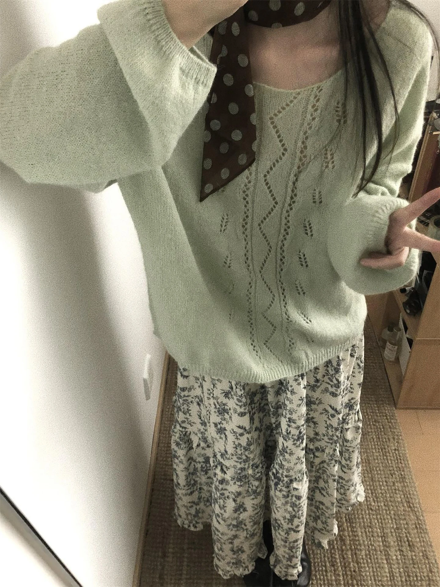 

Retro Soft Style Hollow out Knitted Sweater And High Waist Floral Long Skirt Two Piece Set Fashionable Casual Spring Autumn Wear