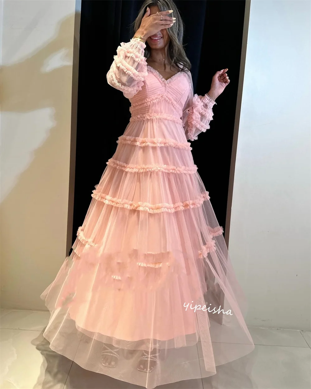 Abito da sera in Tulle drappeggiato per san valentino con scollo a v occasione su misura Midi es Arabia saudita