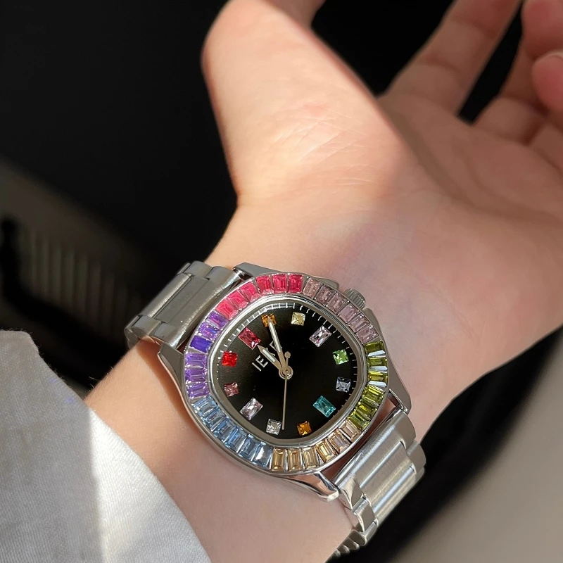 ساعة كلاسيكية للسيدات أنيقة وبسيطة وخفيفة الوزن فاخرة 2025 ساعة كوارتز مقاومة للماء هدية عيد ميلاد