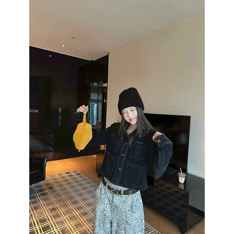 Vintage Heavy Industry Corduroy Short Jacket Women's Autumn New Black Loose Multi-Pocket Straight Jacket Top