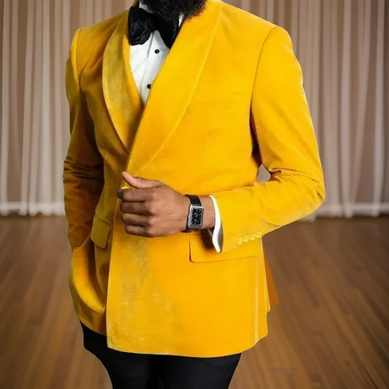 

Double Breasted Suits For Men African 2 Pieces Wedding Groom Tuxedo Fashion Yellow Velvet Smoking Jacket With Black Pants