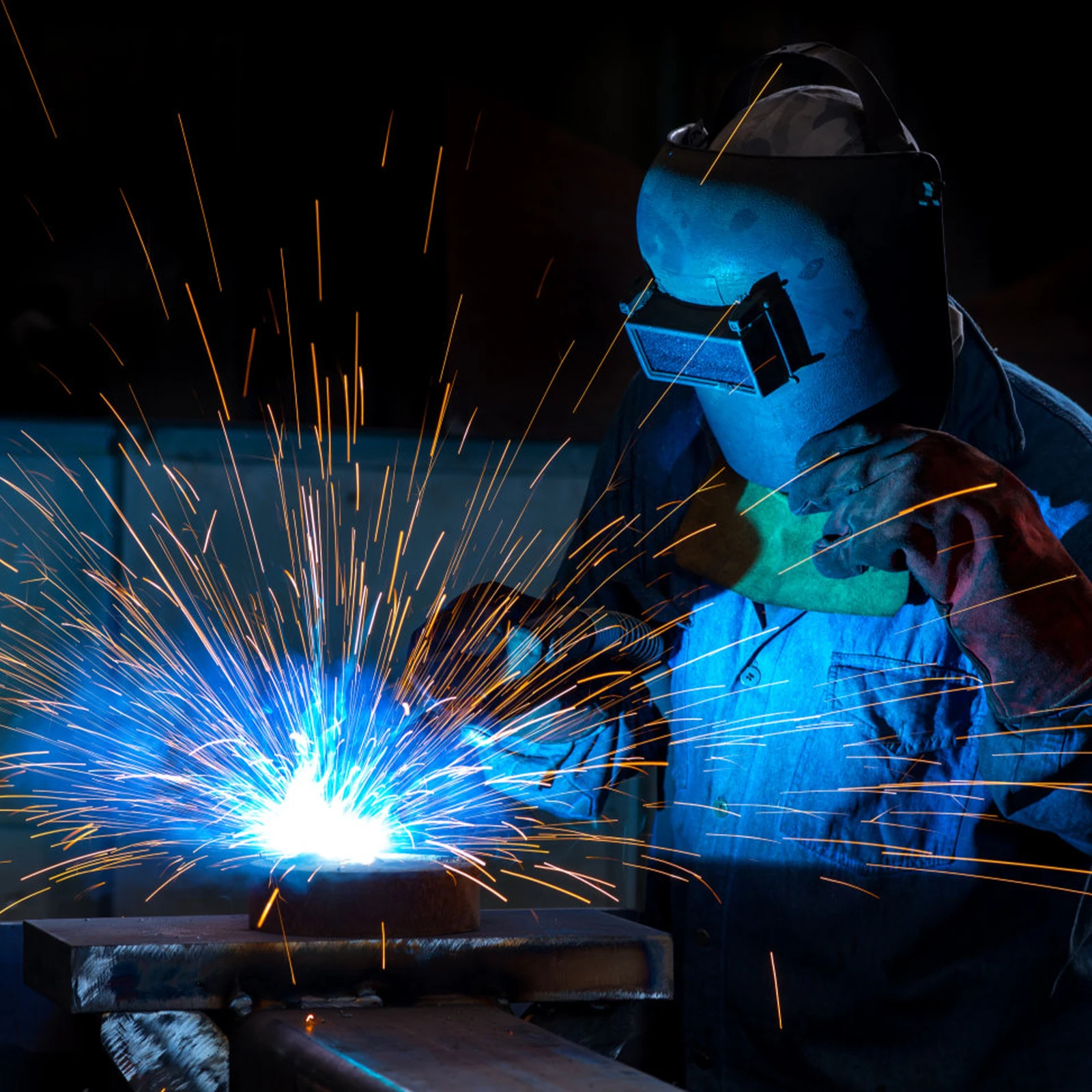 

Welding Shield Auto Darkening Lenses Protective Mask High Grade Material Large Comfortable Use Easy Adjustment Solar