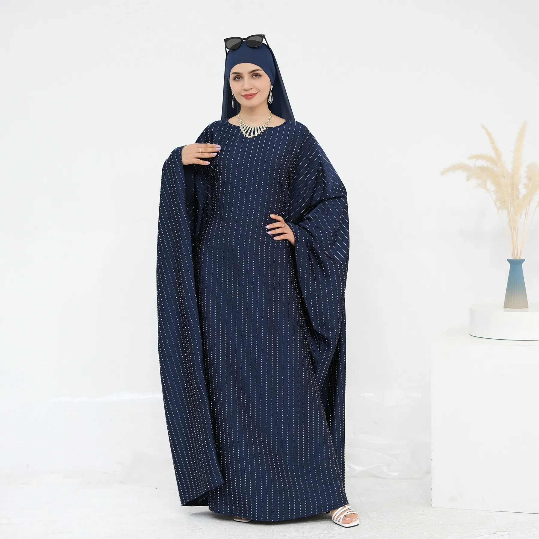 Two Piece Luxury Dubai Hijab Abaya for Muslim Women Ramadan Modest Dress Eid Islamic Holiday Outfit Ramadan Turkey Kaftan Robe