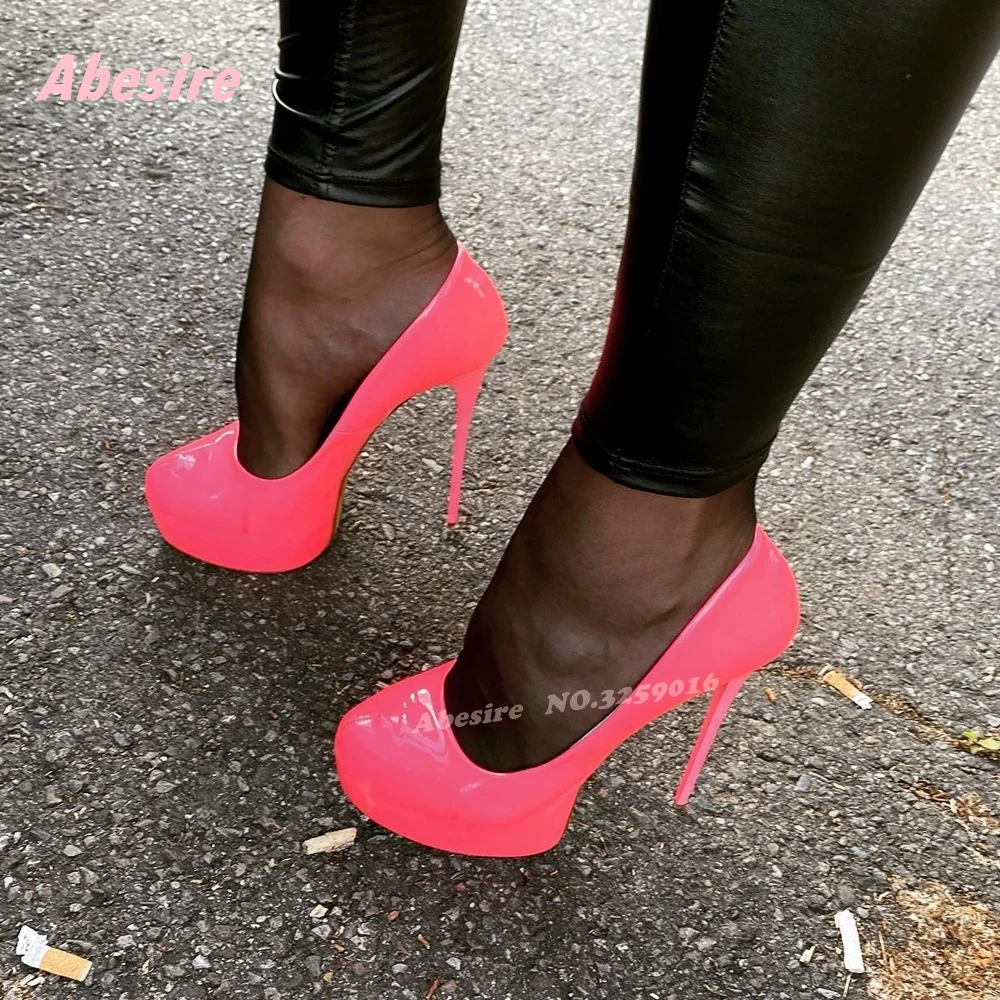 

Розовые глянцевые туфли-лодочки на платформе с круглым носком на тонком высоком каблуке, пикантная обувь из лакированной кожи для ночного клуба, роскошные зеркальные туфли-лодочки на шпильке