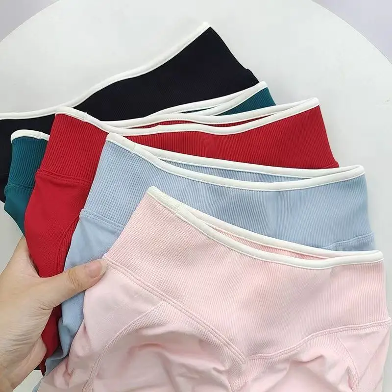 Sexy Nahtlose Farbblockierte Yoga-Shorts, Eng Anliegende Po-Formende Sportshorts, Damen-Outdoor-Lauf- und Fitnesshosen – Detail 4