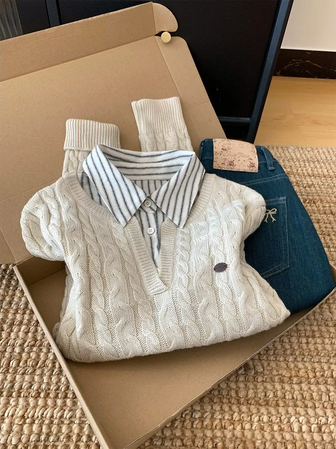Loose Fit  Neck Sweater Korean Style Large Size College Trend Striped Fake Two-Piece Knitwear Light Beige Linen Pattern