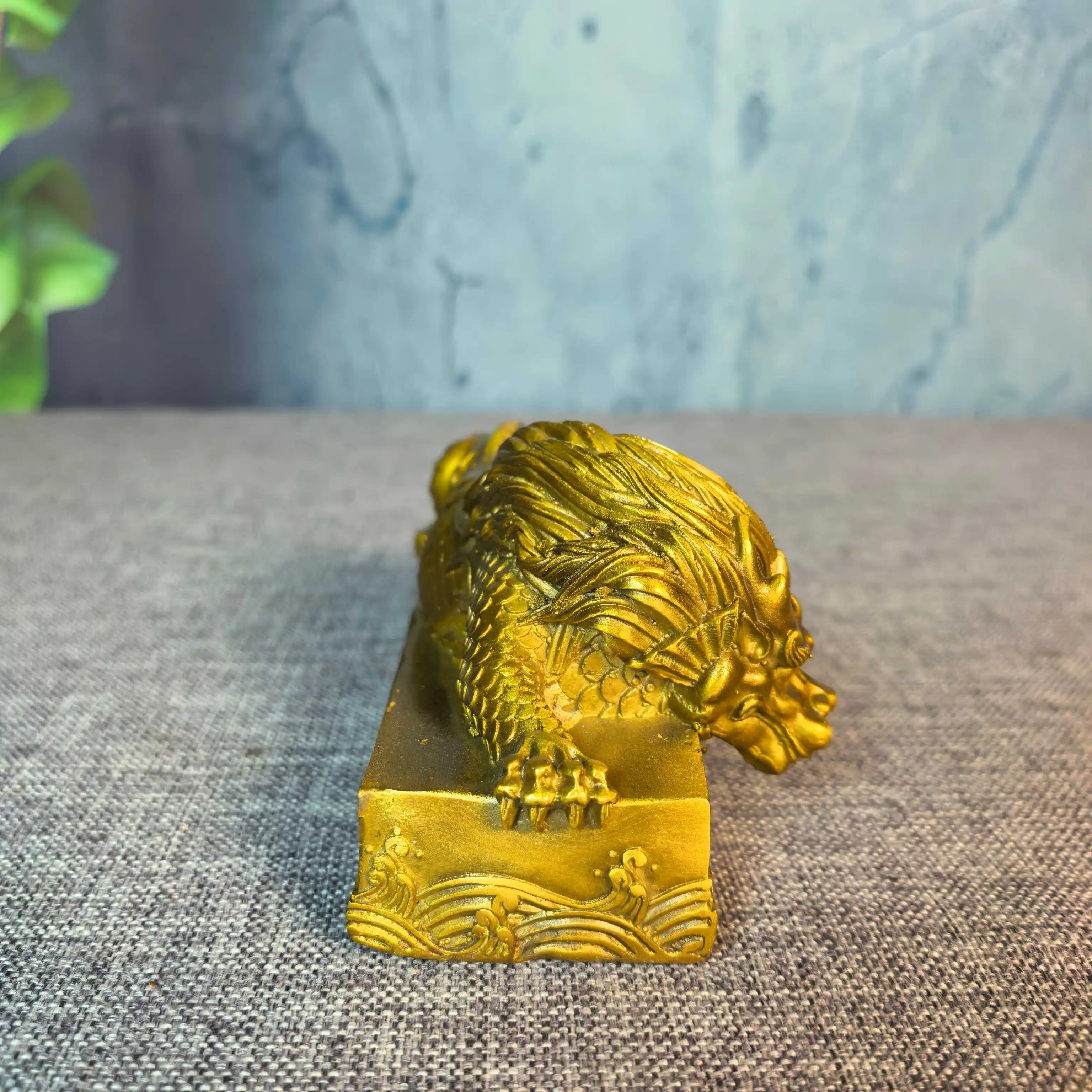 Brass Animal Sculpture - Creative Water-Resistant Beast Decor for Home Decoration, Exquisite Craftsmanship Statue