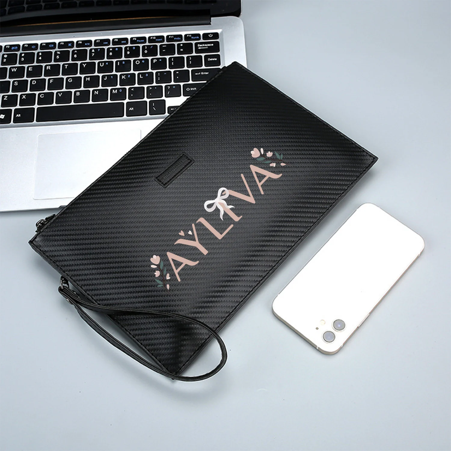 تصميم الأزهار الأنيقة، الشريط الأبيض، قلوب جميلة أنيقة مطبوعة بو حقيبة يد رجالية عصرية وعملية للحمل اليومي