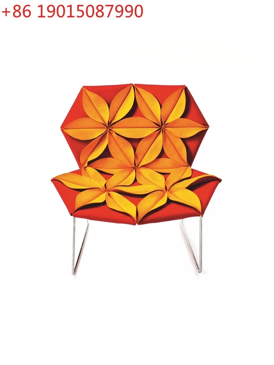 Modern Creative Petal Chair Nordic Designer Model Leisure Recliner European Entry Lux Artistic Chair