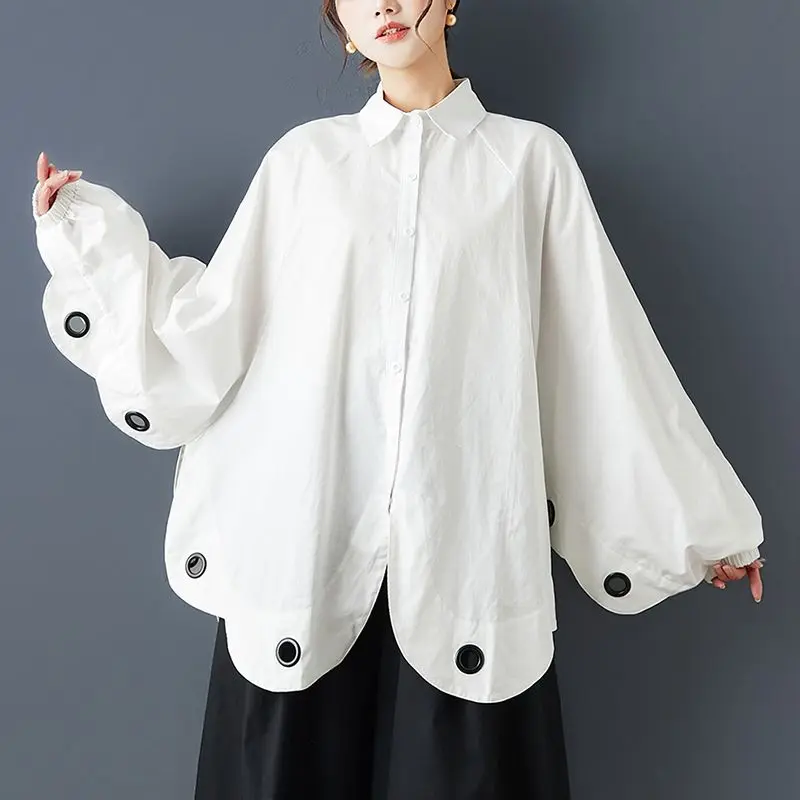 

Spring and Autumn New Women's Shirt Casual Irregular Bat Sleeve Top