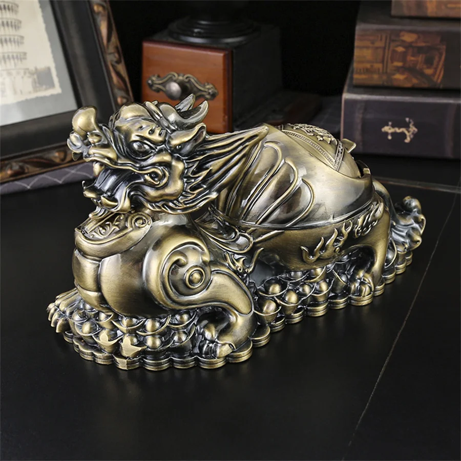 

A metal Pixiu covered ashtray with anti fly ash design, suitable for living rooms and office desktops