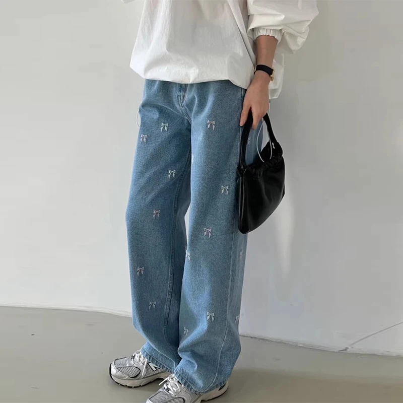 

Retro High Waist Wide Leg Denim Jeans Women's Spring New Style Chic Embroidered Knot Heavy Work Blue Jeans