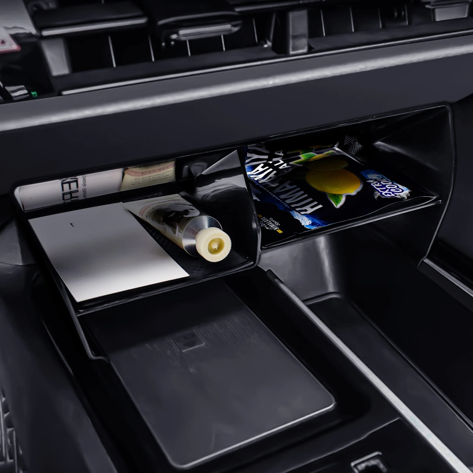 

Middle Lower Center Console Holder Organizer for Toyota Camry LE, SE, XSE/XLE 2025 Accessories Phone Holder Armrest Storage Box