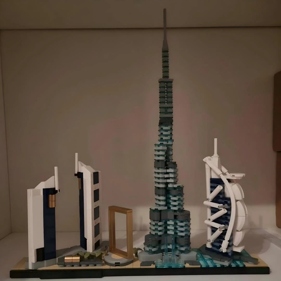 Architettura spettacolare a Dubai21052 Set di blocchi da costruzione adatti per regali di Natale compatibili con particelle Legoed, 740 pezzi