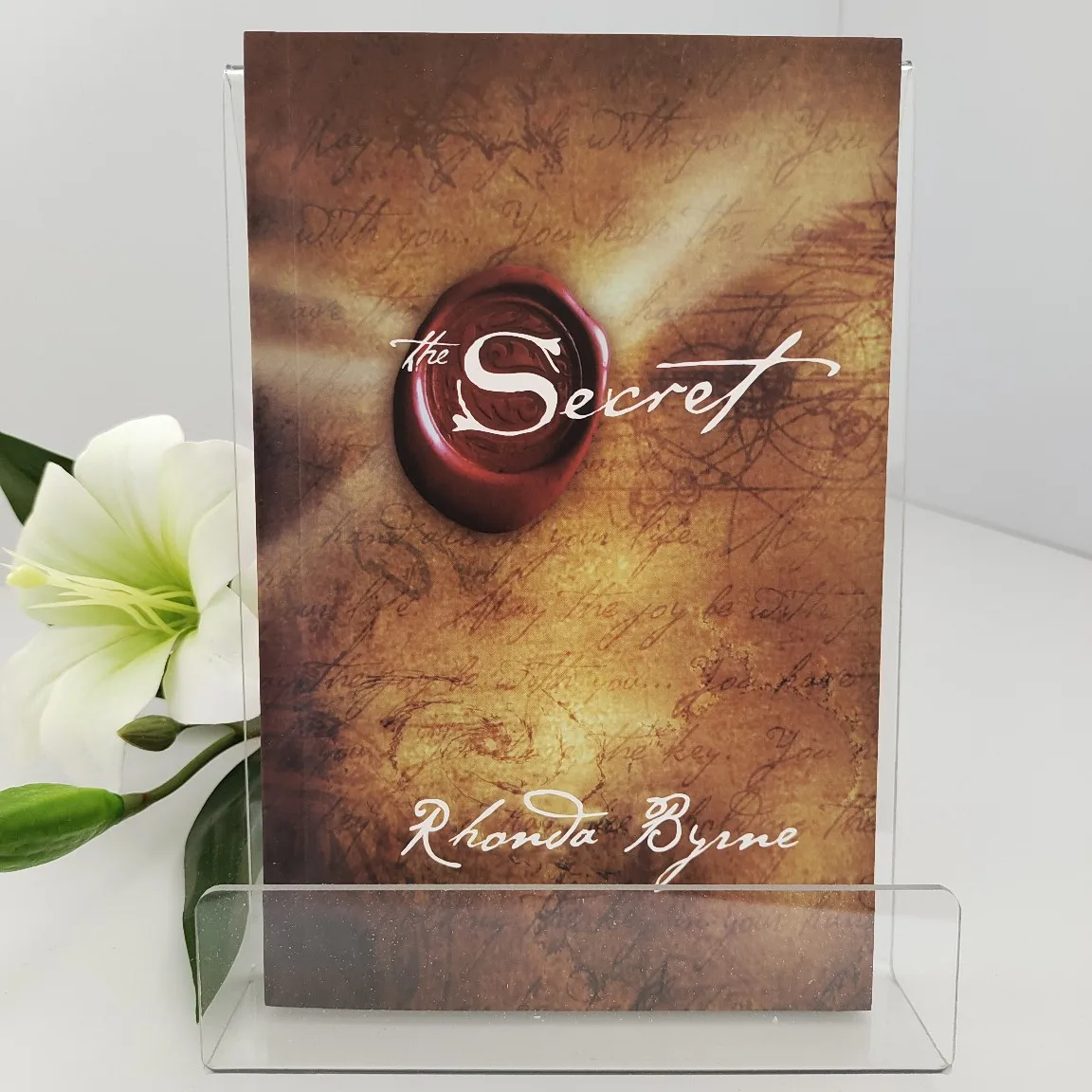 

The Secret Self Help Book, Life-Changing Guide to Manifestation, Abundance and Positive Thinking English Book