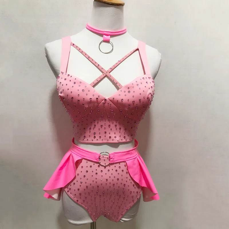 

Ночной клуб, бар, сексуальная танцовщица Gogo, сценическая одежда, розовые стразы, бикини, мини-юбка, наряд для танцев на пилоне, женский костюм для вечеринок