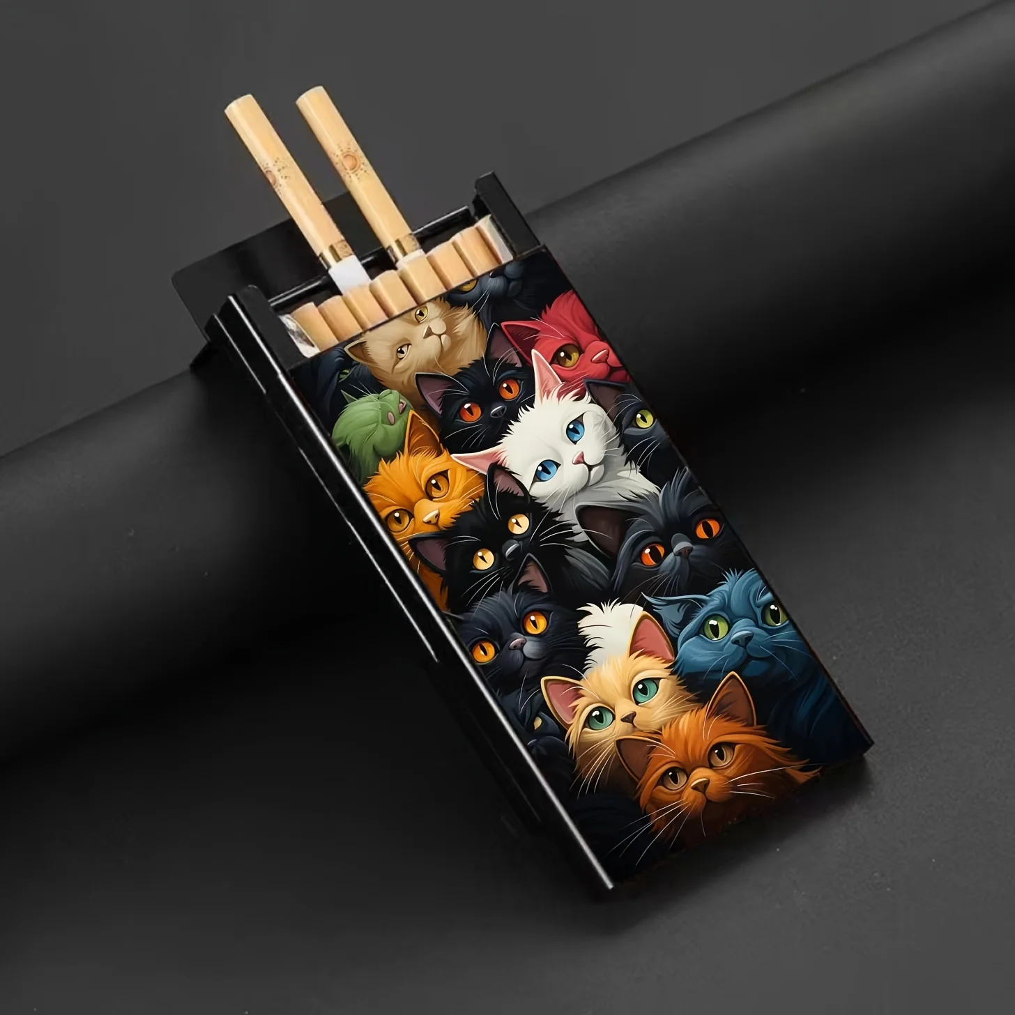 Chic Aluminum Cigarette Case With Cute Kitten Design-Gift For Men&Women,Cigarette Case With Lighter Cigarette Case For Men