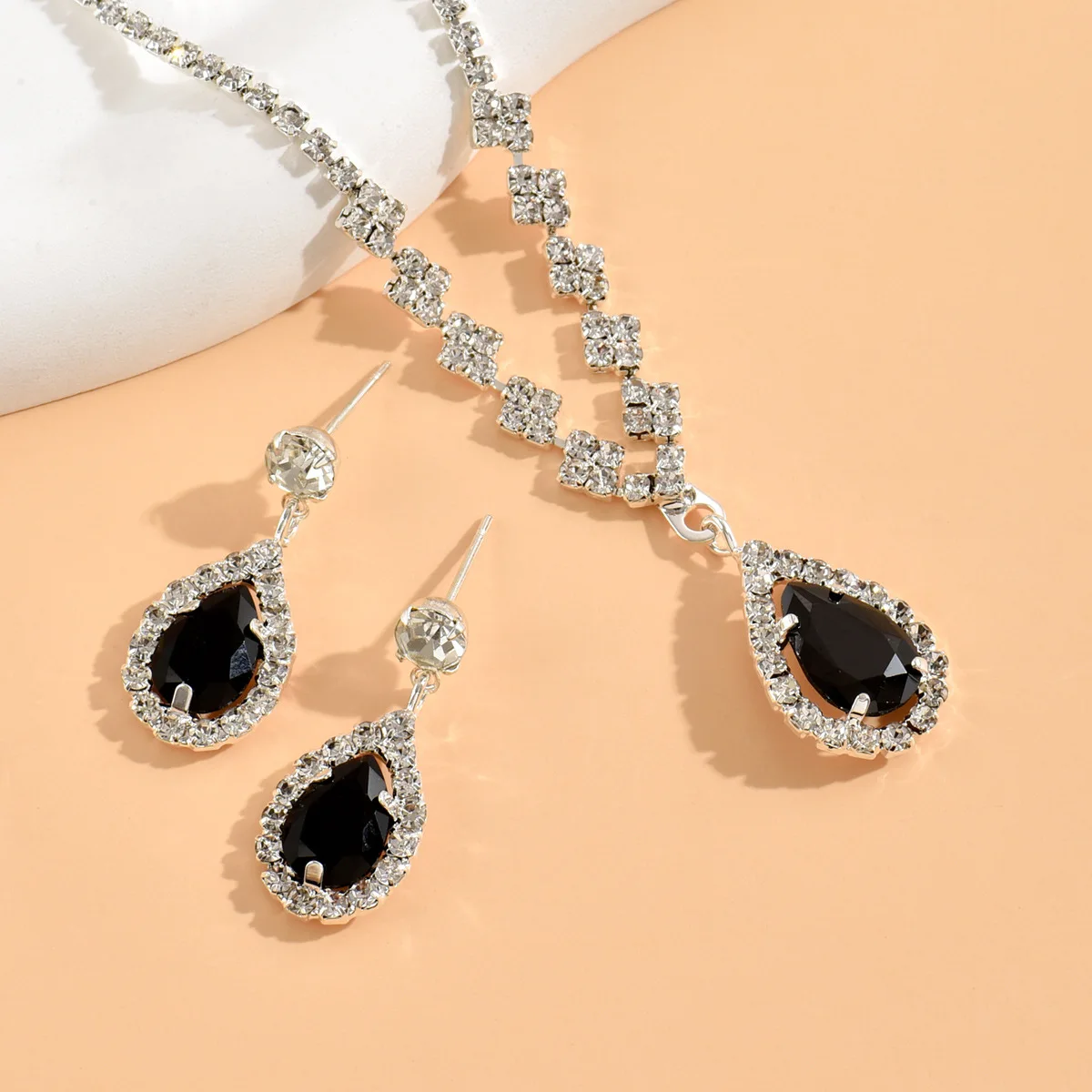 3PC Women's Copper Claw Chain Necklace Earrings Set
