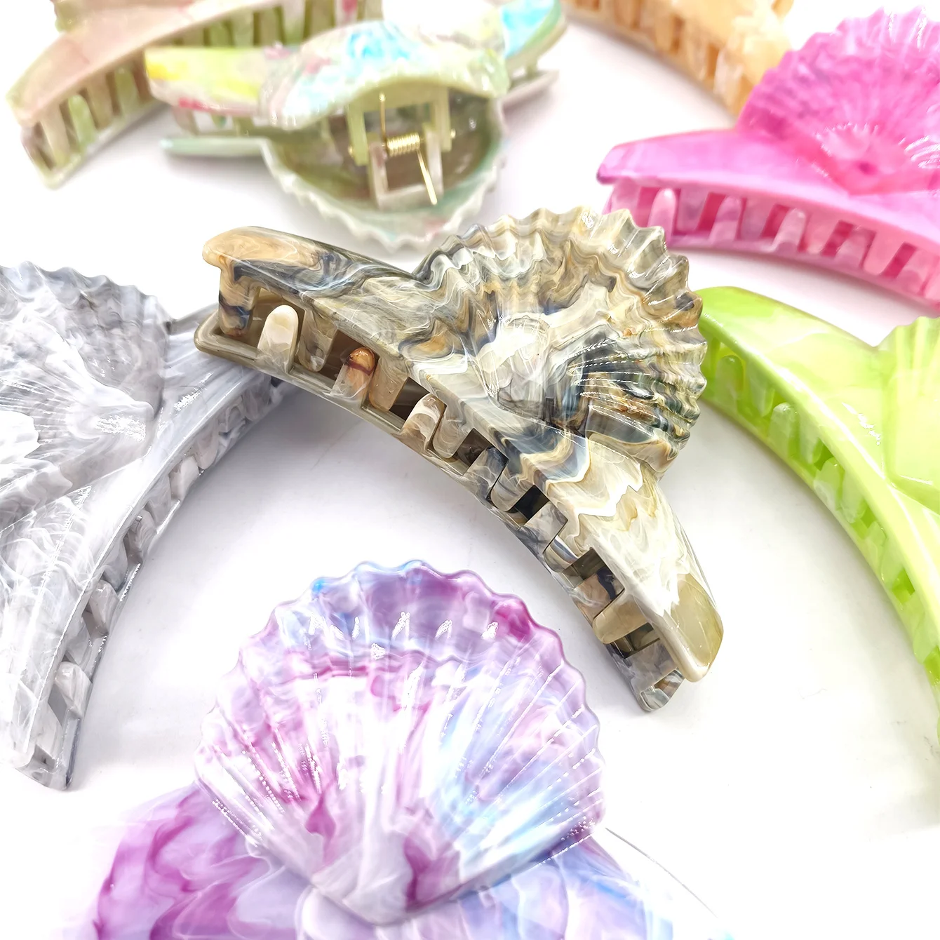 1 Uds. Clip de pelo en forma de concha, accesorio de estilismo de playa, criatura marina, garra de tiburón, Clip de cola de caballo, accesorio para el cabello