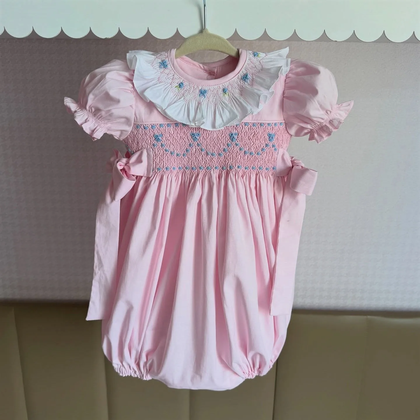 Summer Girl Handmade Embroidered Blue Bow Pink Smoked Romper for Casual Party Birthday Wedding Photography A422