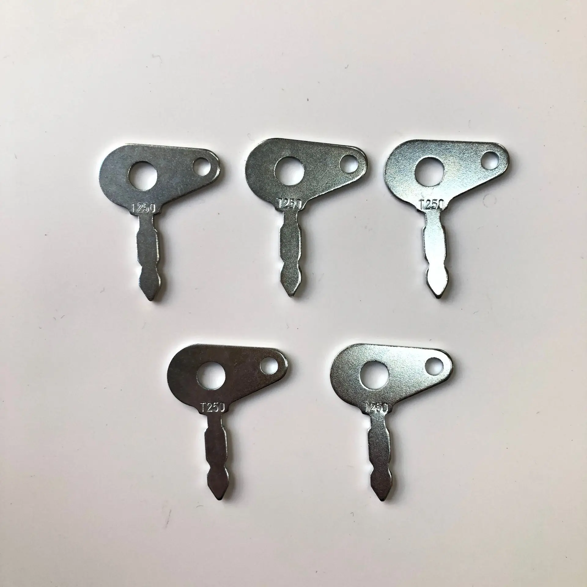 Set of 5 T250 Excavator Key For Lucas Benford Terex Cace Ford Massey Ferguson Master Plant 54324157