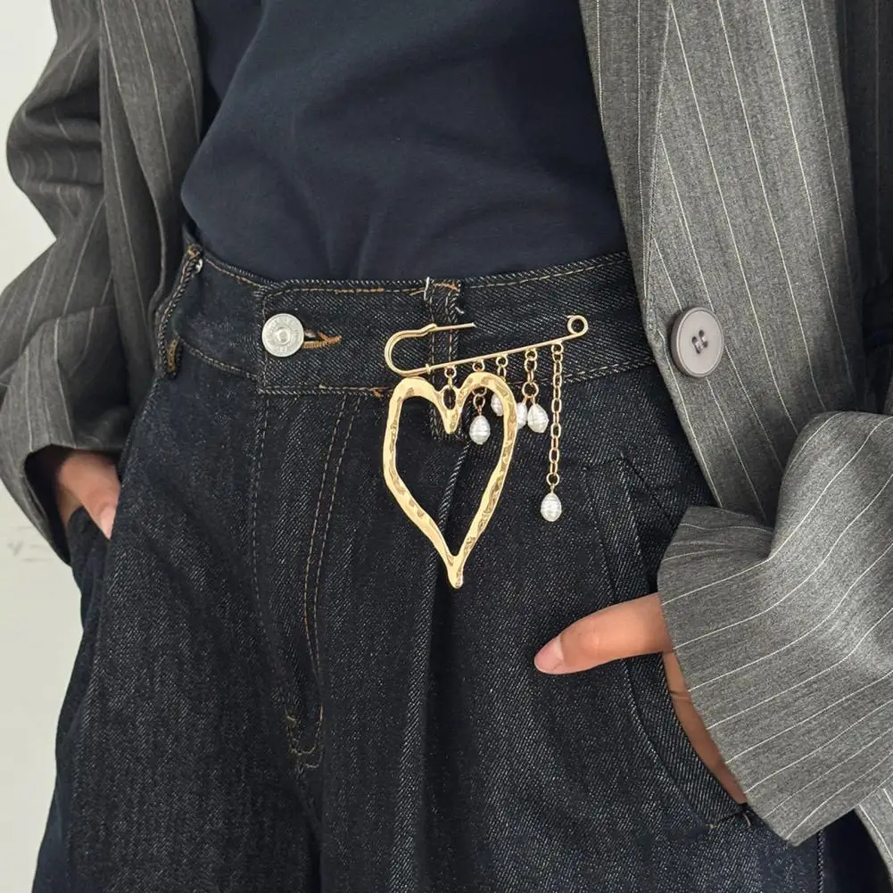 Elegant Brooch with Chain Elegant Women’s Brooch Pin Tassel Jewelry Faux Pearl Accessory Chain for Jeans Jackets Coats