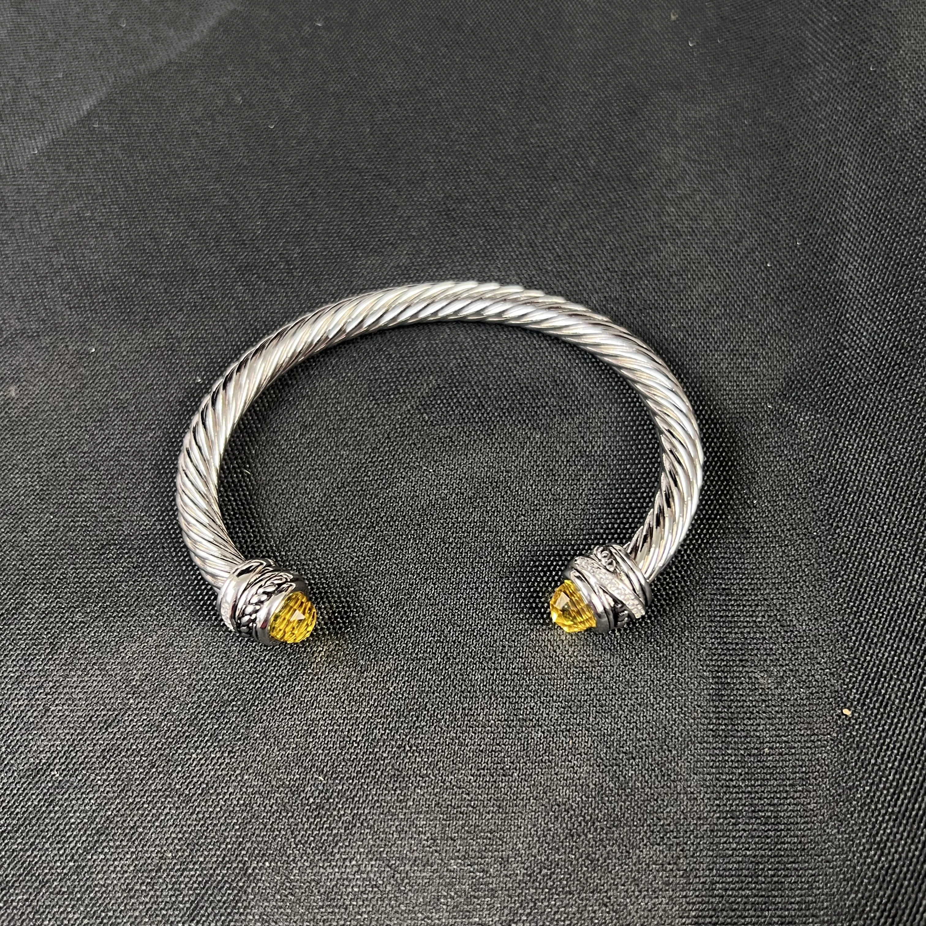 S925 الفضة الاسترليني الجديدة 7 مللي متر الدورية رئيس كريستال الحفر سوار محايد موضة الاتجاه الرجعية الكلاسيكية شخصية المجوهرات الفاخرة