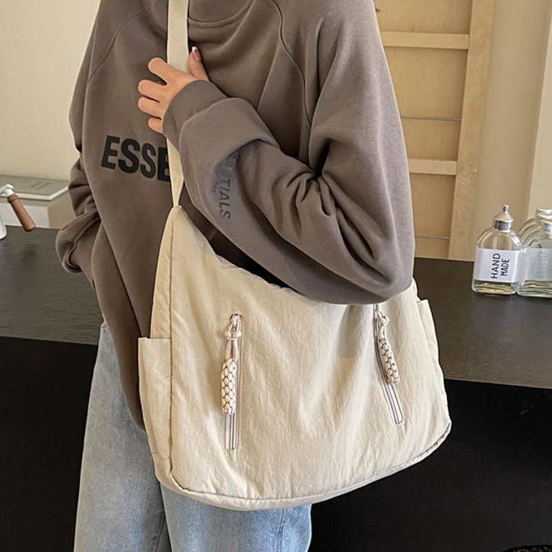 Summer Women Solid Color Shoulder Bag Fashion Lightweight Versatile Travel Crossbody Bag Commuter Nylon Large Capacity Hobo Bag