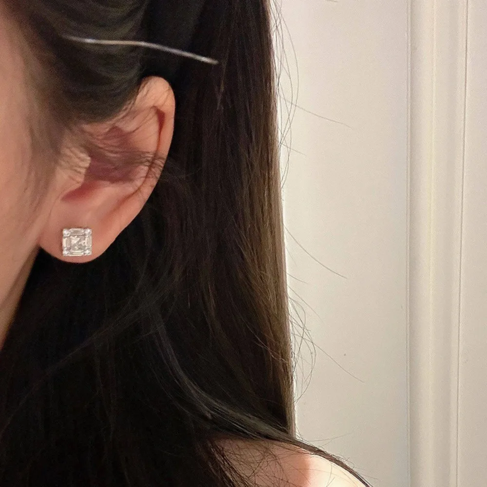 Classic Temperament 925 Sterling Silver Princess Cut Zircon Stud Earrings for Women Luxury Charm Banquet Party No Fade Jewelry