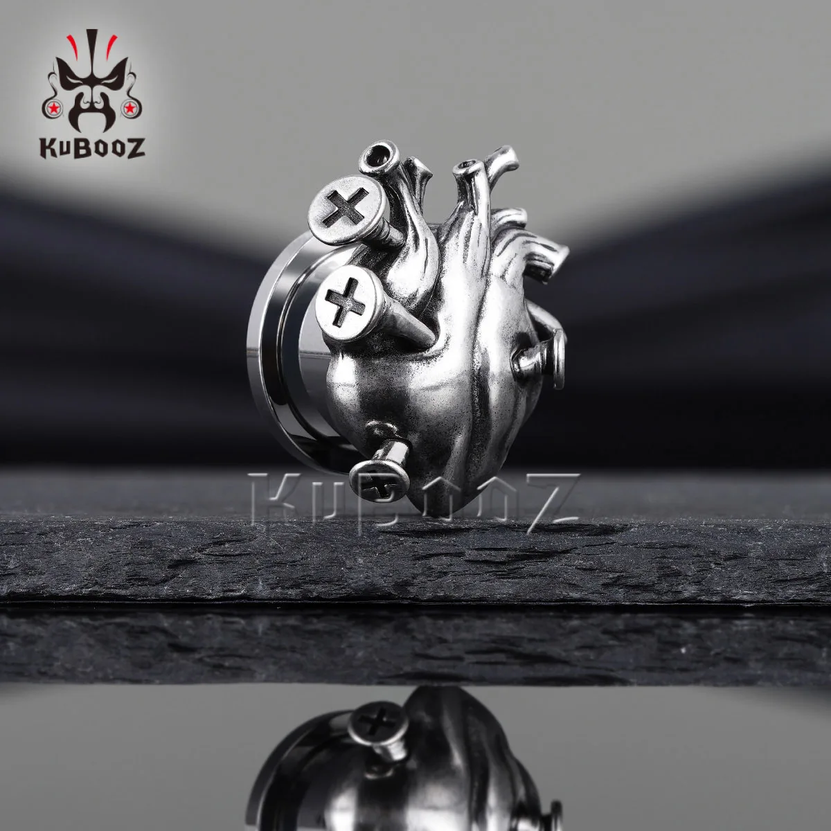 KUBOOZ 3D Heart Ear Tunnel Plugs Screw Design 316L Stainless Steel Ear Gauges Stretcher Body Piercing Jewelry