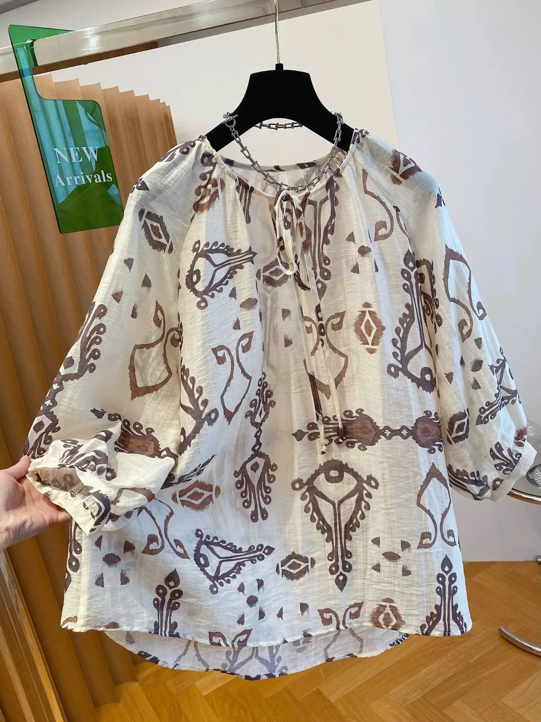 

Bohemian Style Women's Cotton Linen Shirt Loose Lightweight Sun Protection Casual Top round Neck Short Sleeve Summer New