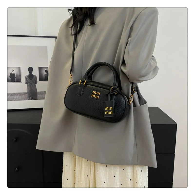 

Сумка для боулинга ручной работы - Премиальная сумка через плечо из воловьей кожи с отстегивающейся цепочкой, стильный аксессуар для офиса и выходных, тонкий дизайн, увеличенный размер.