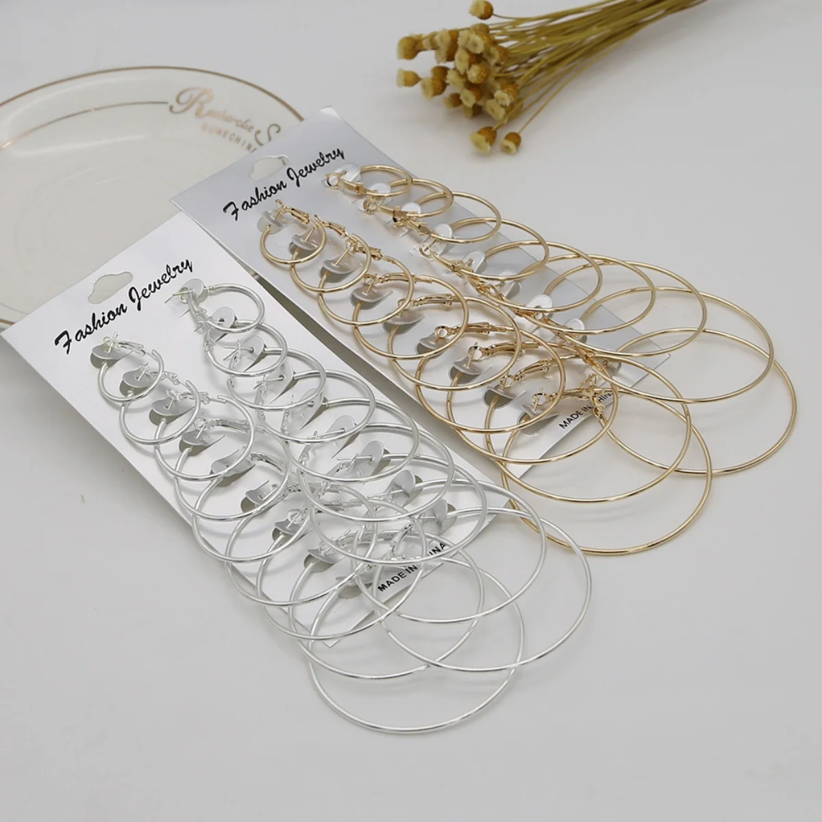 12Pairs/9Pairs/6Pair Simple Punk Hoop Earrings Set Big Circle Earrings Jewelry for Women Girls Ear Hoops Earring Round Oversized