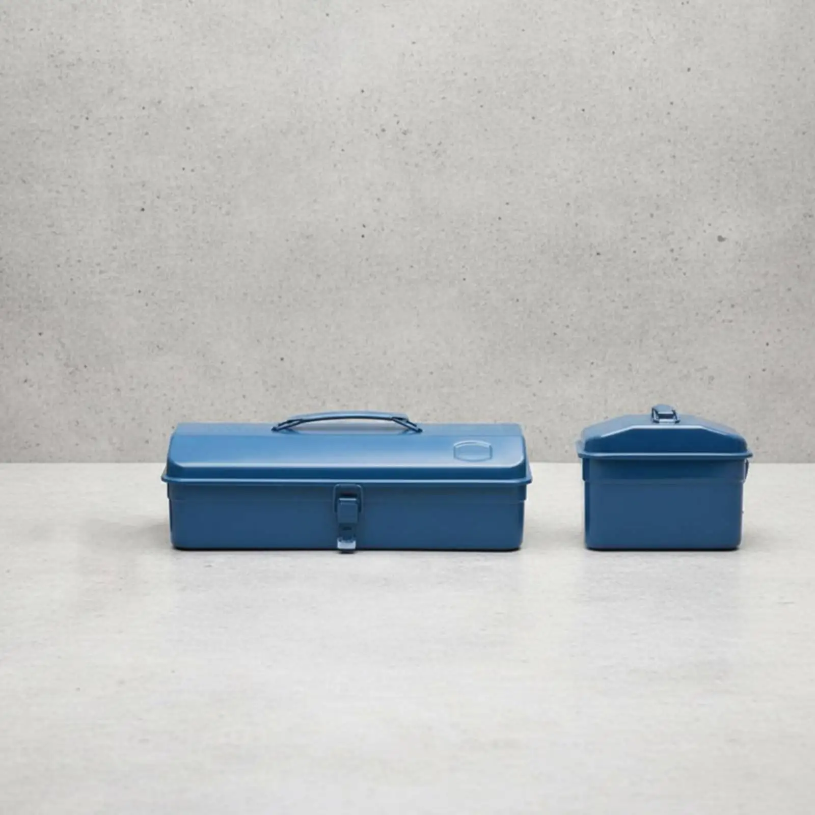 Iron Toolbox Thickened Mechanical Tool Chest Metal Organizer Bin for Home Car Workshop Equipment view 5