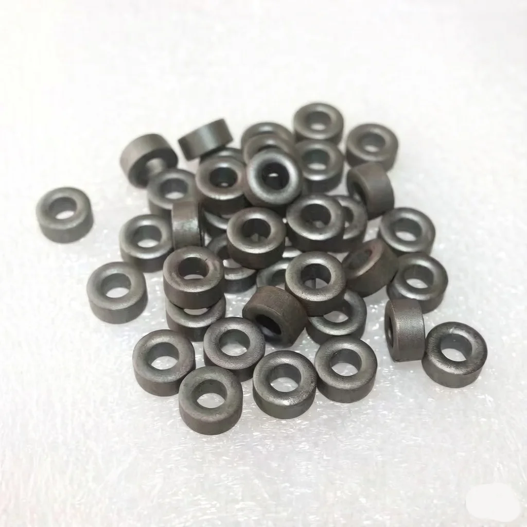 100PCS Magnetic Ferrite Cores Bead Coil Filter Wire 3.05 3.5 3.9 4 5 6 9 10mm Magnetic Hollow Ring Anti-interference