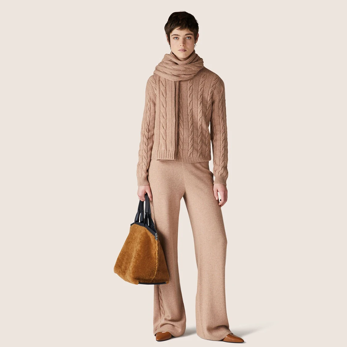 

NIGO LP Women's Autumn And Winter Round Collar Cashmere Knitwear Pullover Solid Color Casual Pants Set #nigo61142