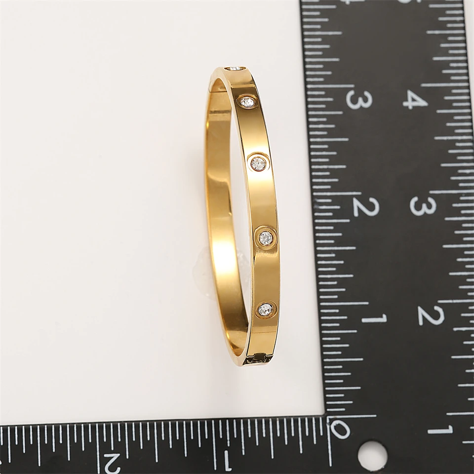 Minimalistisches rundes Zirkon-Einlege-Armband aus Edelstahl in Silber oder Gold, modisches Accessoire für den täglichen Gebrauch, Unisex-Geschenk. – Detail 15