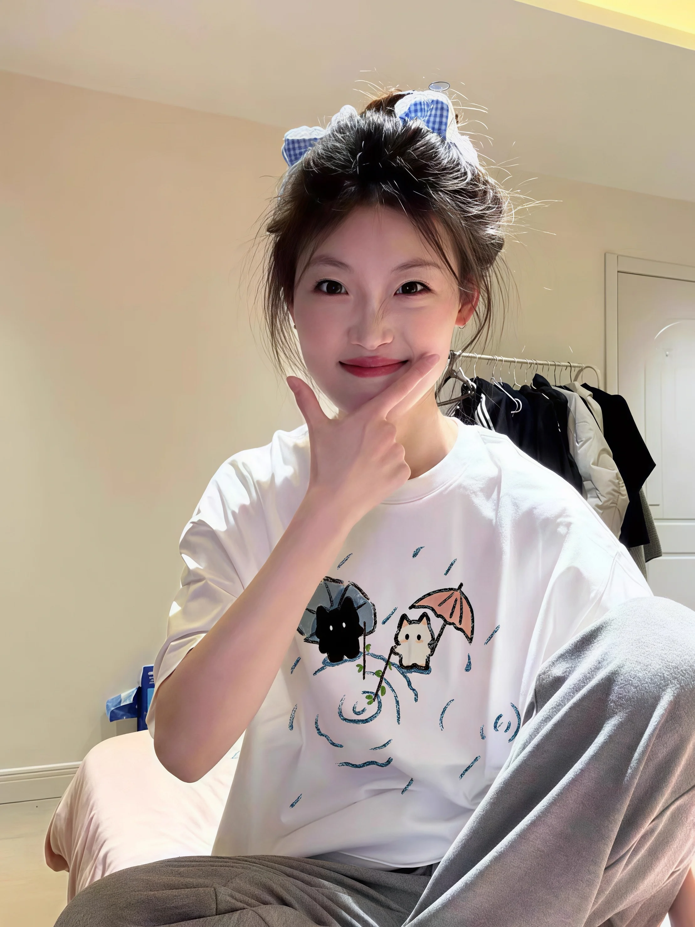 Women Kawaii Cartoon Cat Umbrella Print T‑Shirt Round Neck Short Sleeve Oversized Loose Casual Streetwear Tee Top view 2
