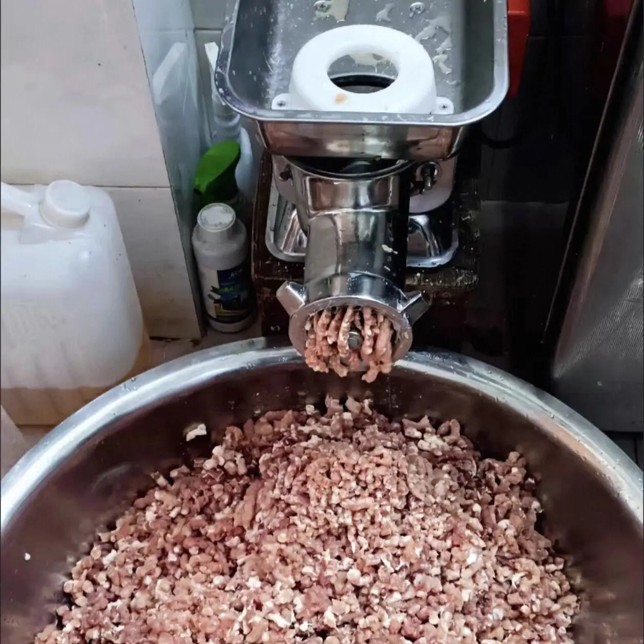 Electric Meat Grinder Versatile Stainless Steel Heavy Duty Meat Mincer Sausage Stuffer Machine for Home and Professional Use