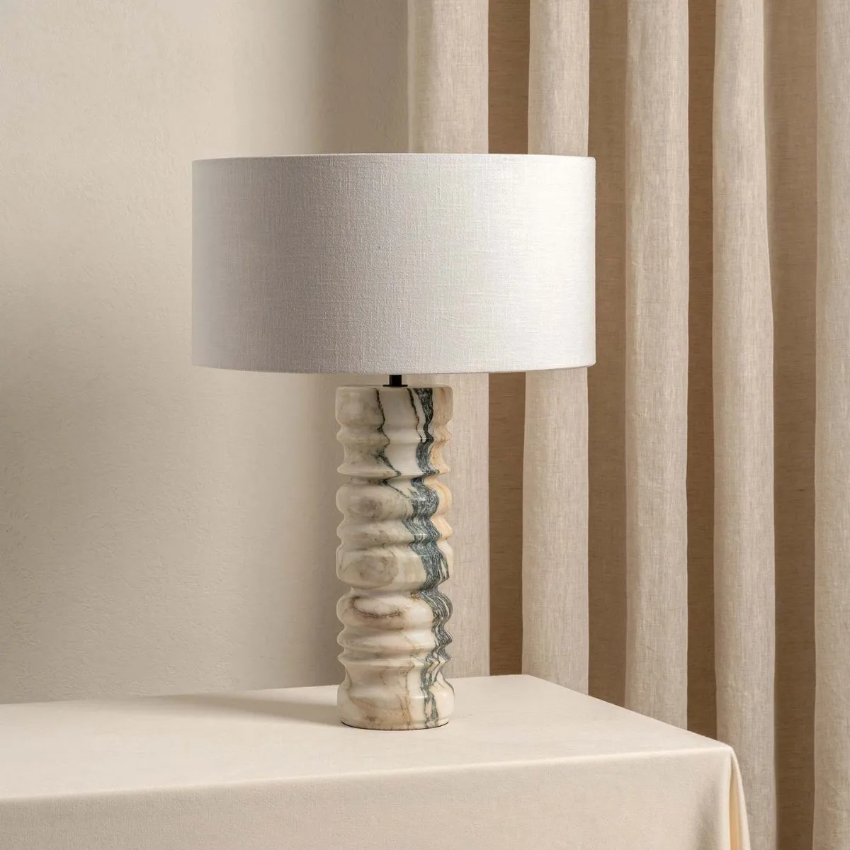 Lampada da scrivania in marmo di lusso francese leggero designer villa hotel lampada da scrivania decorativa lampada da scrivania studio lampada da comodino camera da letto