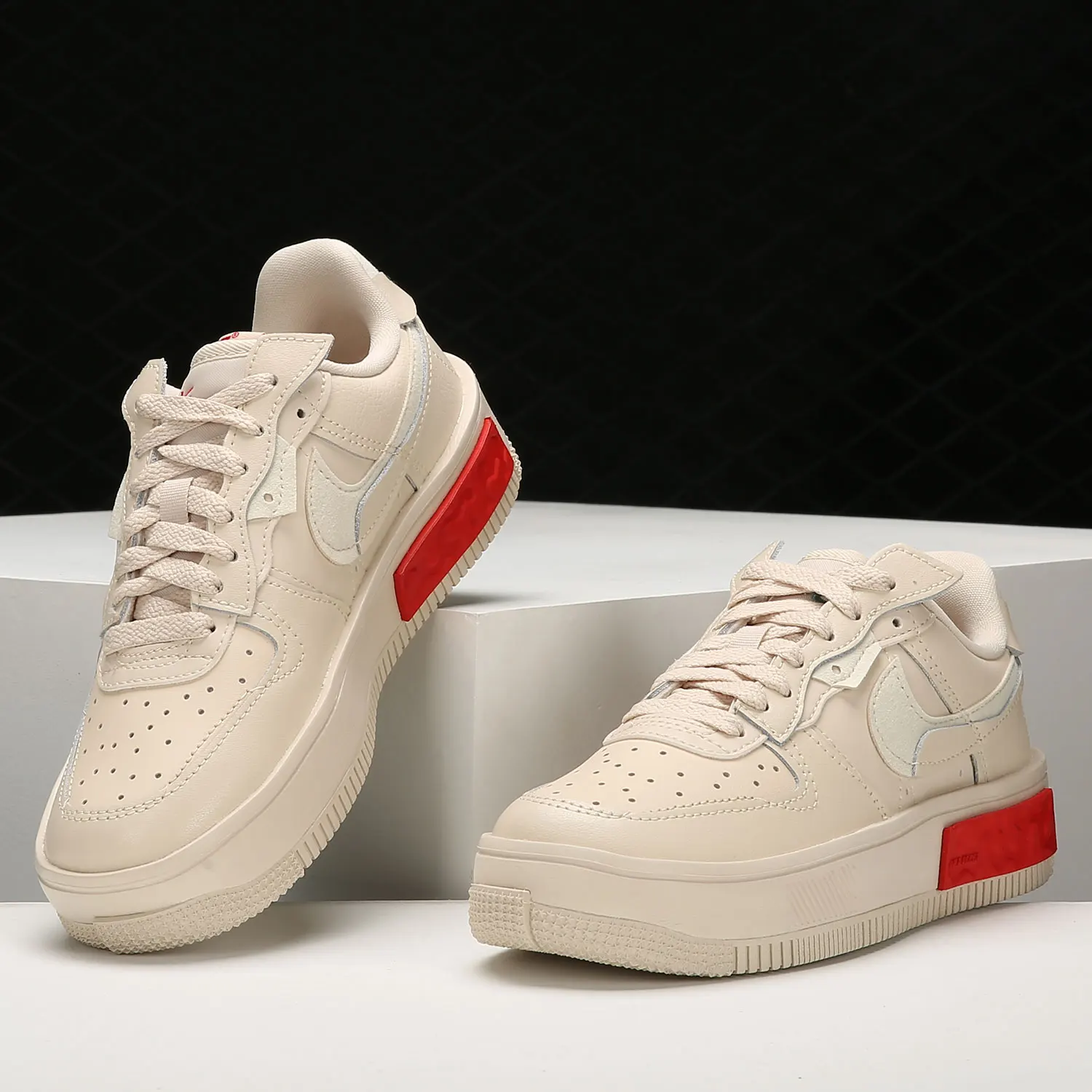 

Оригинальные женские повседневные туфли с низким берцем Nike Air Force 1, DA7024-200