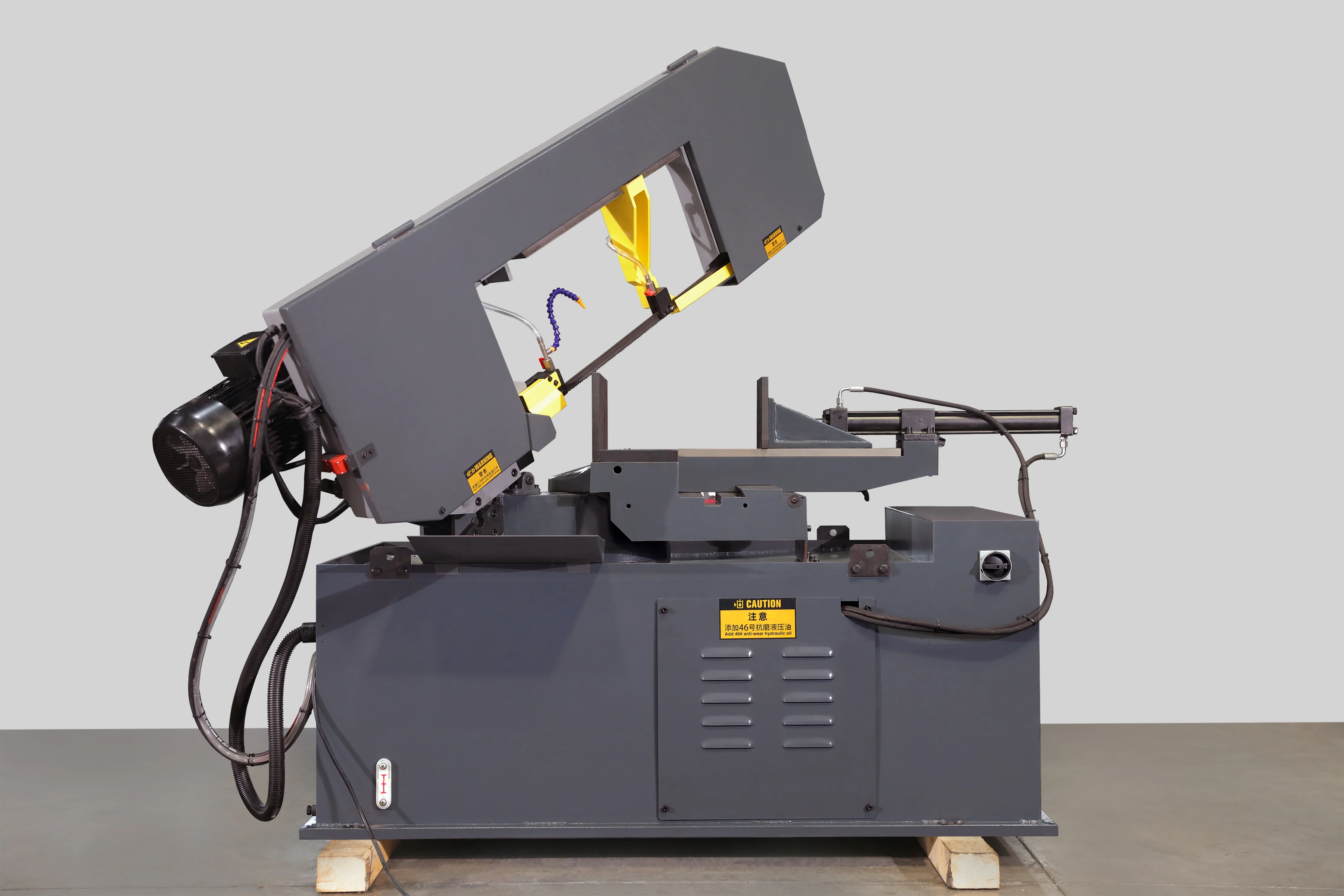 Band saw blades 45 to 60 with CE certification are in stock.