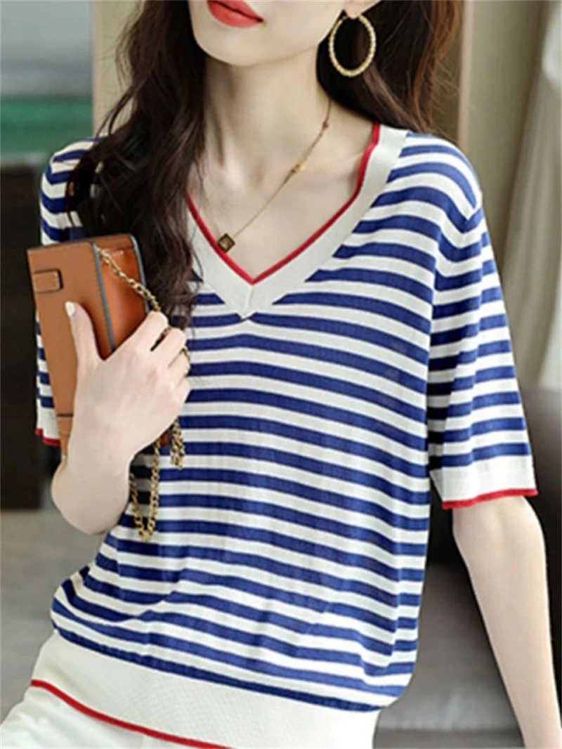 Summer New Contrast Stripe Short sleeved T-shirt Women\'s V-neck Knitwear Women\'s Top 7533