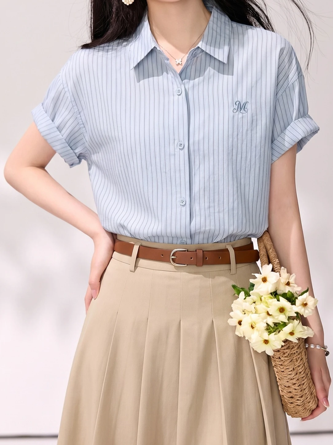 

New Summer Embroidered Letter Striped Short Sleeve Shirt Fashionable Retro Women's Minimalist Casual Versatile Commuter Shirt